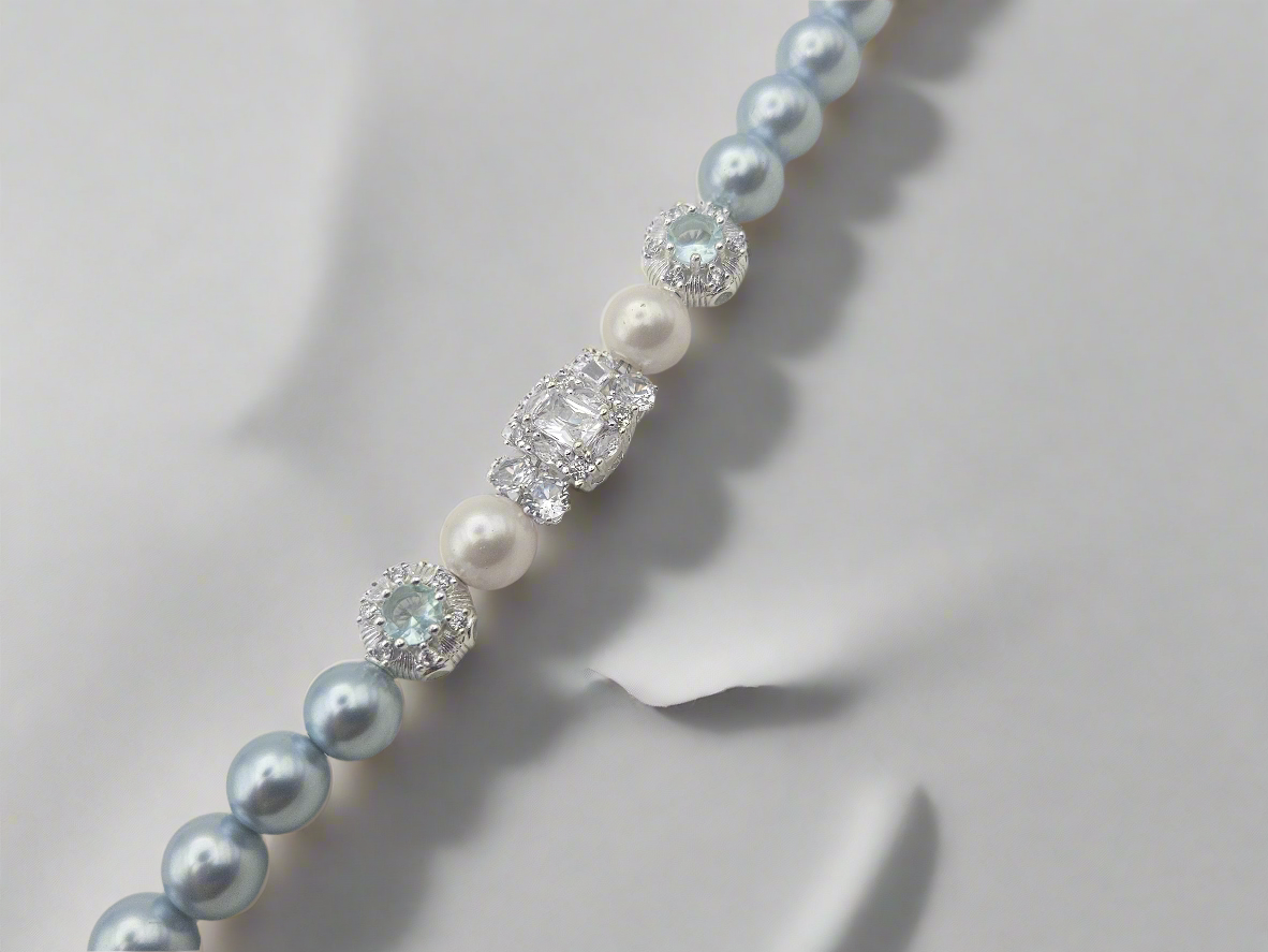 Blue and Soft White Pearl Bracelet 6.5"