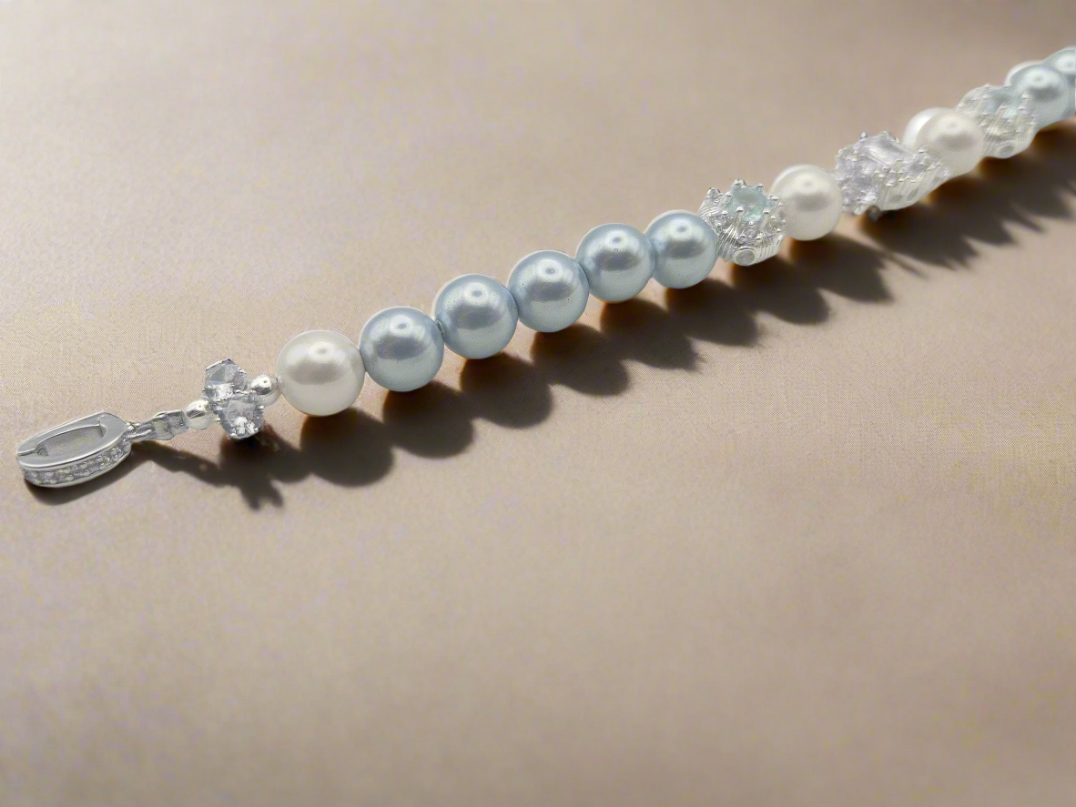 Blue and Soft White Pearl Bracelet 6.5"